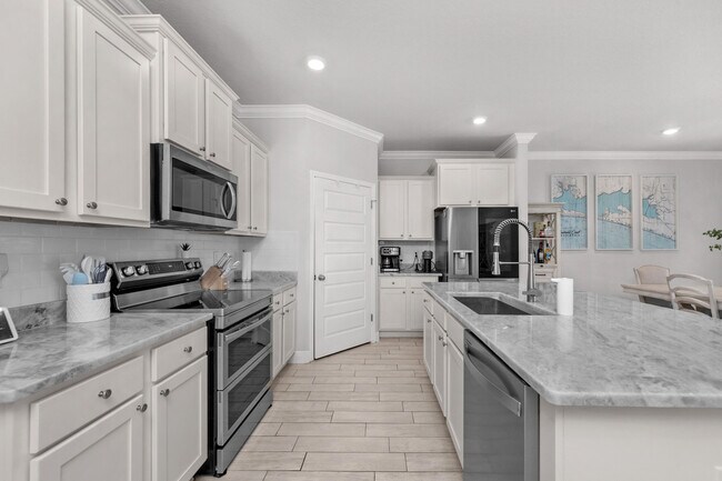 Building Photo - 382 Lightning Bug Ln