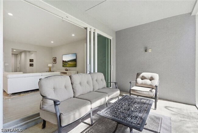 Building Photo - 2560 Seychelles Dr