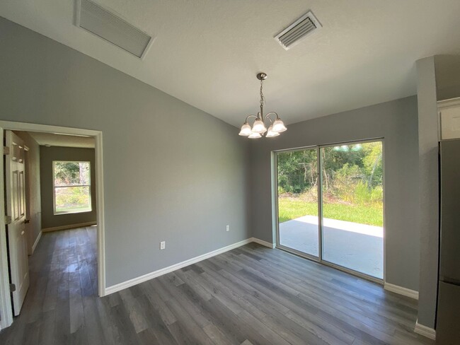 Building Photo - Desirable SW Ocala Neighborhood 3/2/2 **WO...