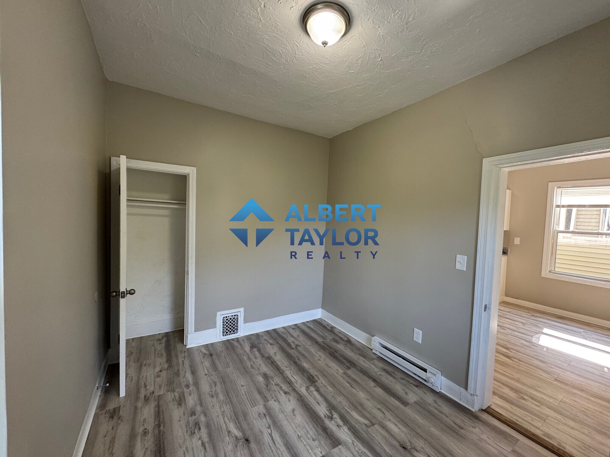 Building Photo - 89 Intervale St