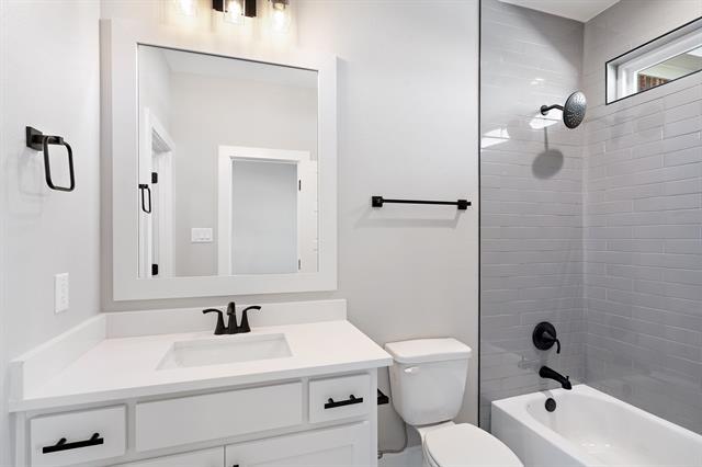 Building Photo - 1607 Pebble Beach Ln