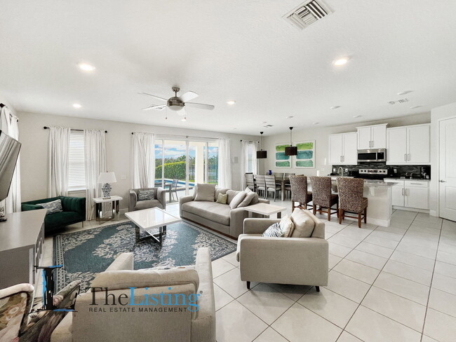 Building Photo - 7755 Westland Dr