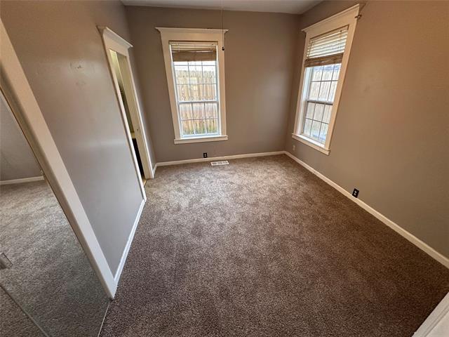 Building Photo - 5614 Columbia Ave