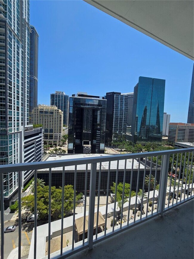 Building Photo - 1250 S Miami Ave