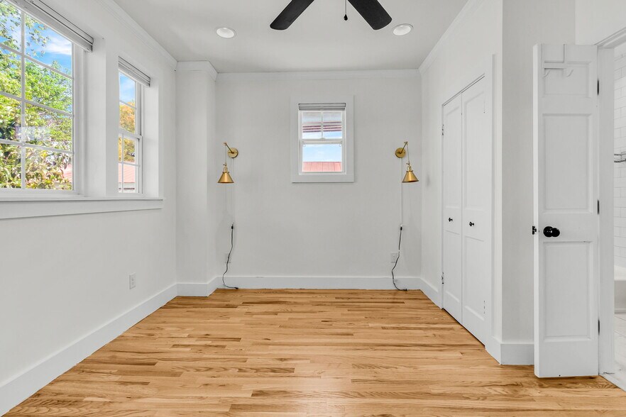 Building Photo - 40 Poinsett St