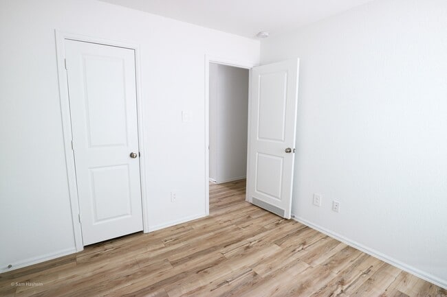 Building Photo - 21811 Hickory Spgs Ct