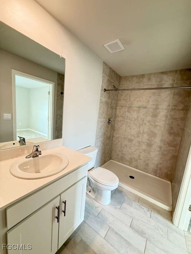 Building Photo - 5019 Moon Ln