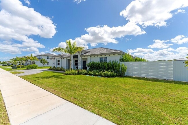 Building Photo - 19866 SW 320th St