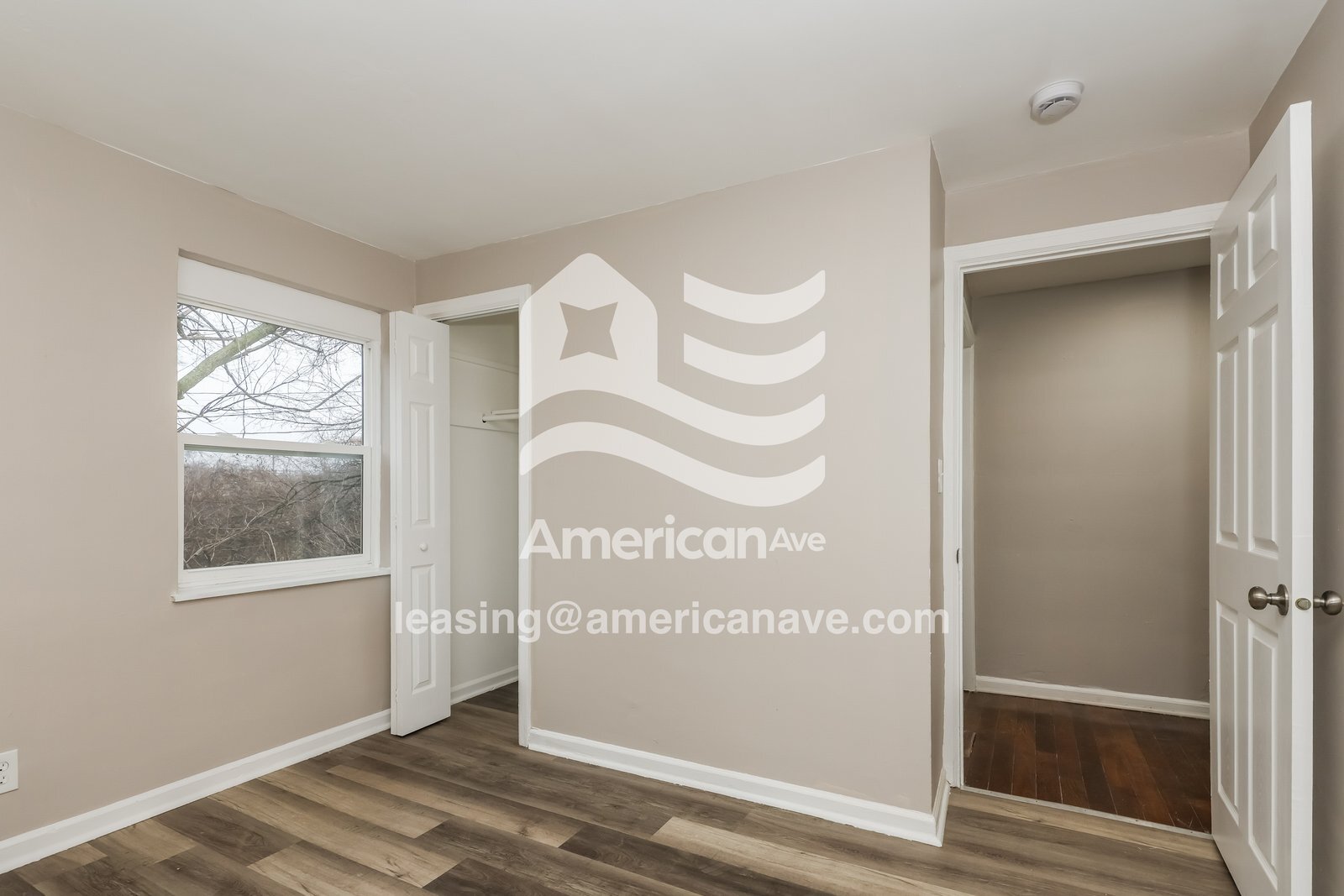 Building Photo - 4311 Winona Ave