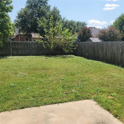 Building Photo - 312 Glen Meadow Dr