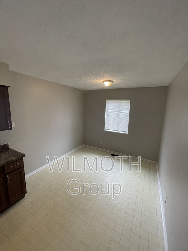 Building Photo - 1950 Carrollton Ave