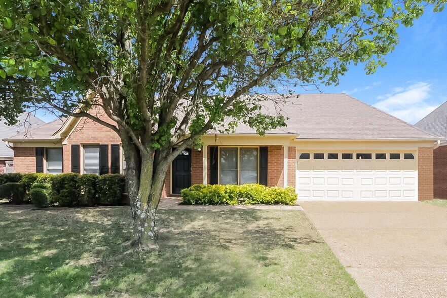 Primary Photo - 9306 Chimneyrock Blvd.