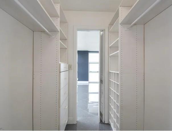 Building Photo - 531 N Ocean Blvd