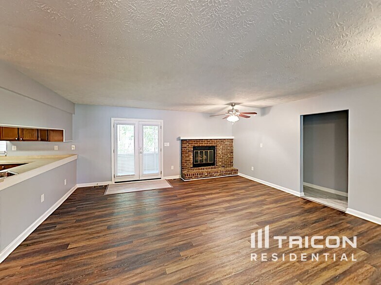 Building Photo - 146 Meadow Ridge Dr