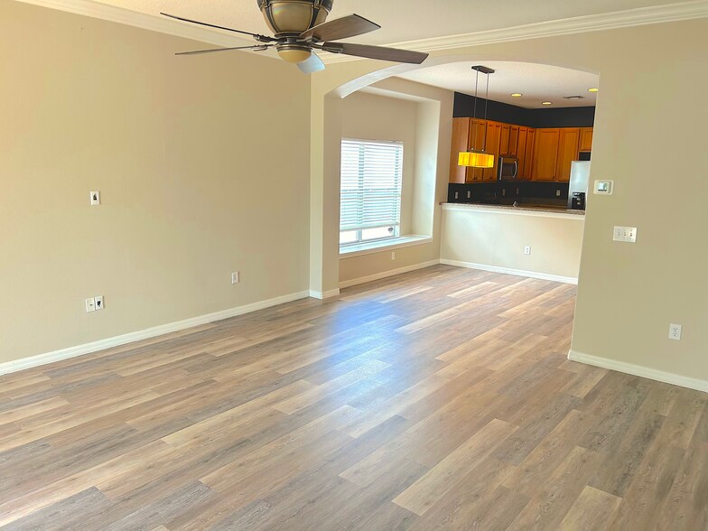 Building Photo - 3437 Heron Island Dr