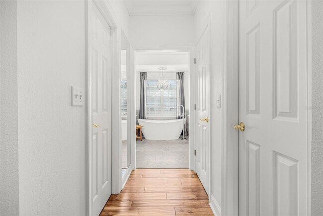 Building Photo - 313 Inner Harbour Cir