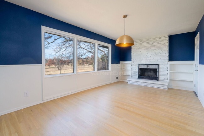 Primary Photo - 6002 E 8th St N