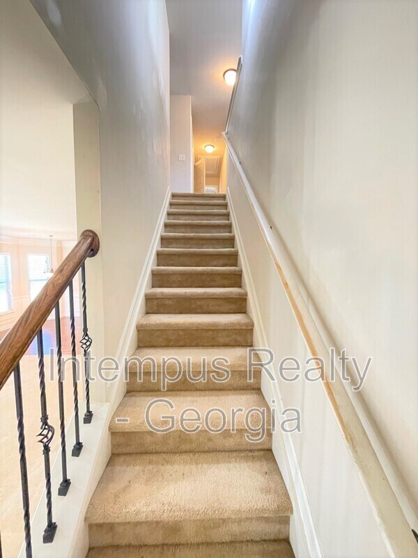 Building Photo - 4449 Woodgate Hill Trail