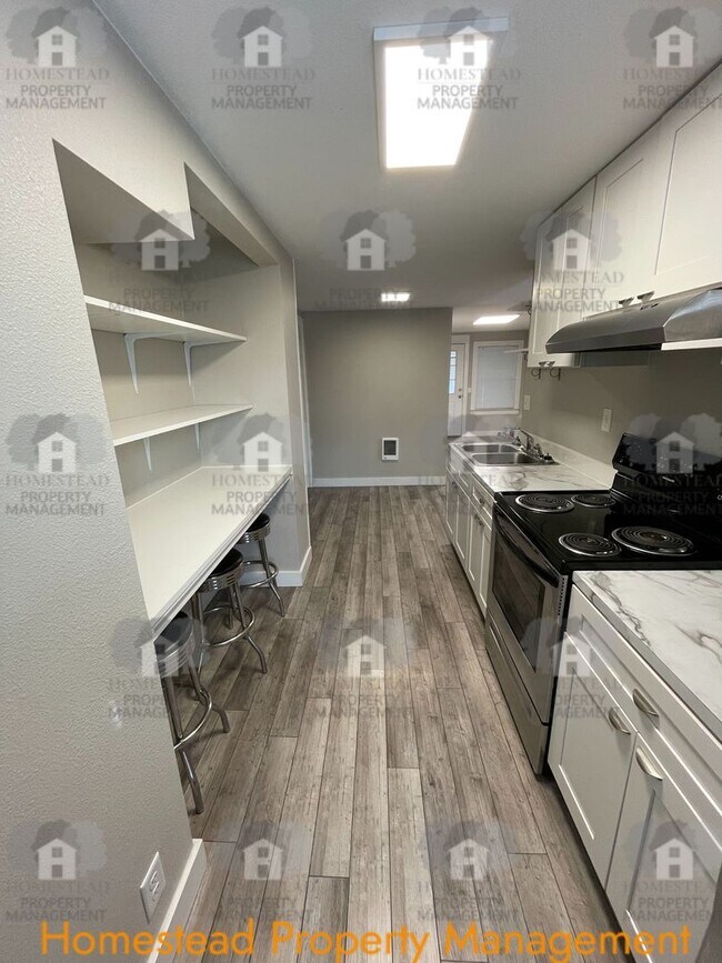 Building Photo - 451