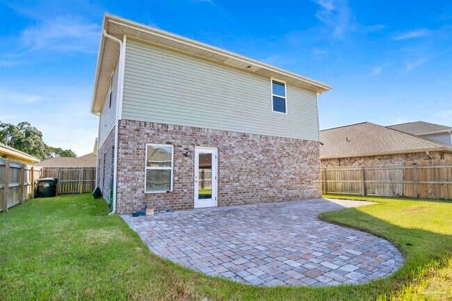 Building Photo - 12295 Pinfish Rd