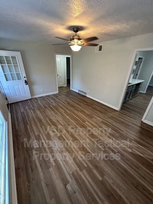 Building Photo - 12304 Kirton Ave