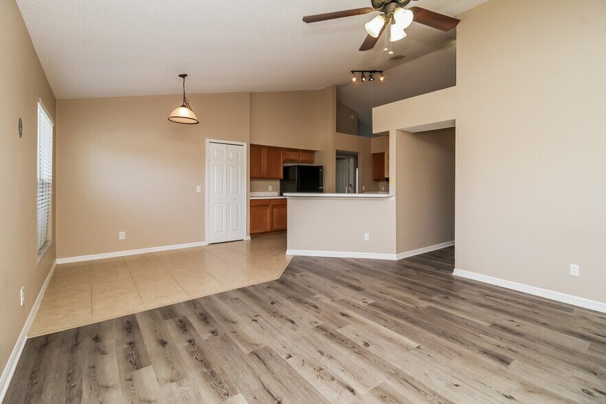 Building Photo - 13803 Riverpath Grove Dr