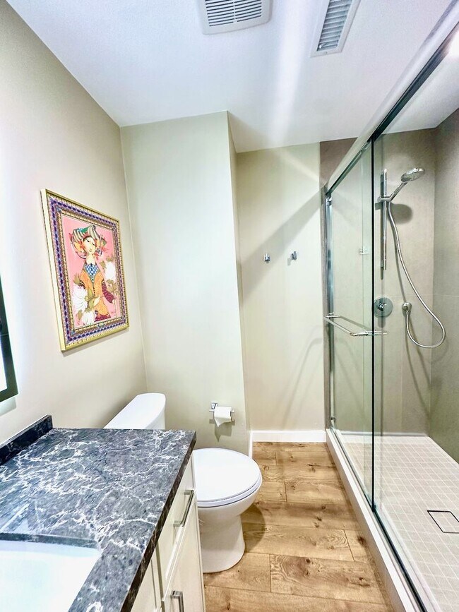 Building Photo - FOR RENT Call For Availability 3Br/3Ba 2128 Sqft Fully Furnished Del Mar Heights Vacation Home, C...