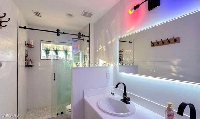 Building Photo - 19617 Tesoro Way