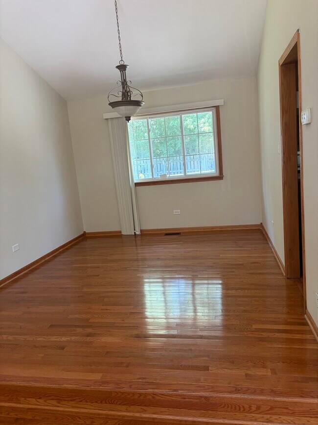 Building Photo - 14310 Mallard Dr