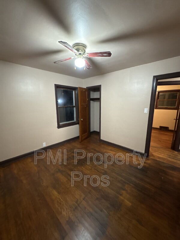 Building Photo - 3018 W Eggert Pl.