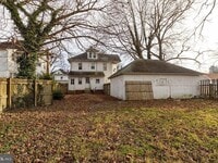 Building Photo - 304 4th St