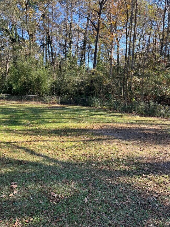 634 Broken Bow Cir, Birmingham, AL 35214, USA 634 Broken Bow Cir