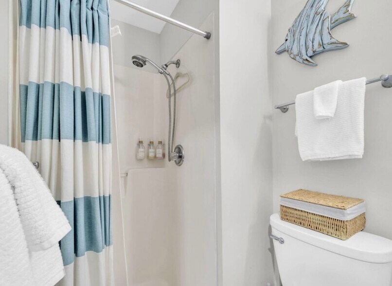 Bathroom 2 - 321 Woodham Ct