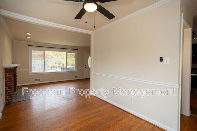 Building Photo - 5914 Ridge View Dr