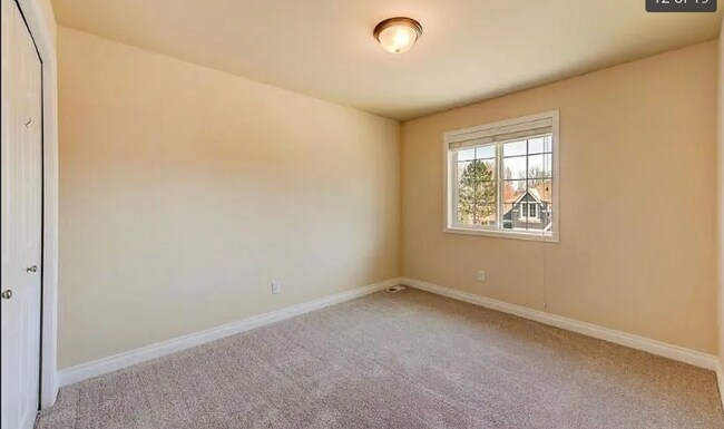 Building Photo - 1311 270th Way SE