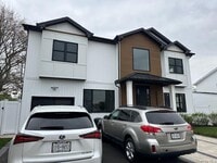 Building Photo - 49 Pilgrim Ln