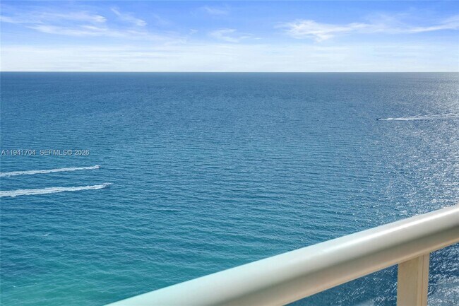 Building Photo - 1800 S Ocean Dr