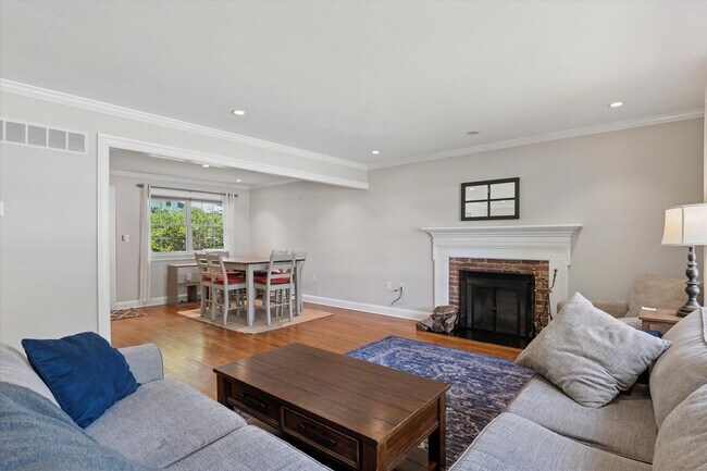 Building Photo - Beautiful Home in Chatham, North Wilmington