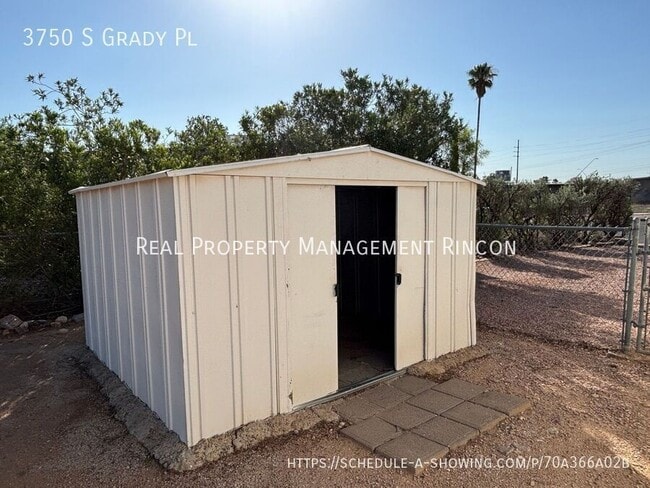 Building Photo - 3750 S Grady Pl