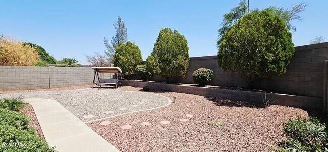 Building Photo - 20941 N 84th Dr