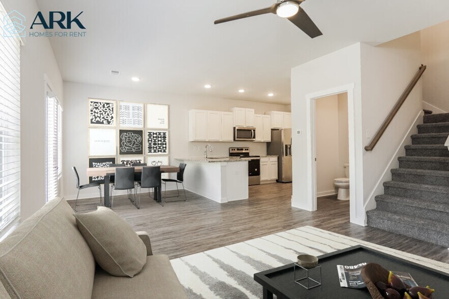 Building Photo - 5501 Cathwick Dr