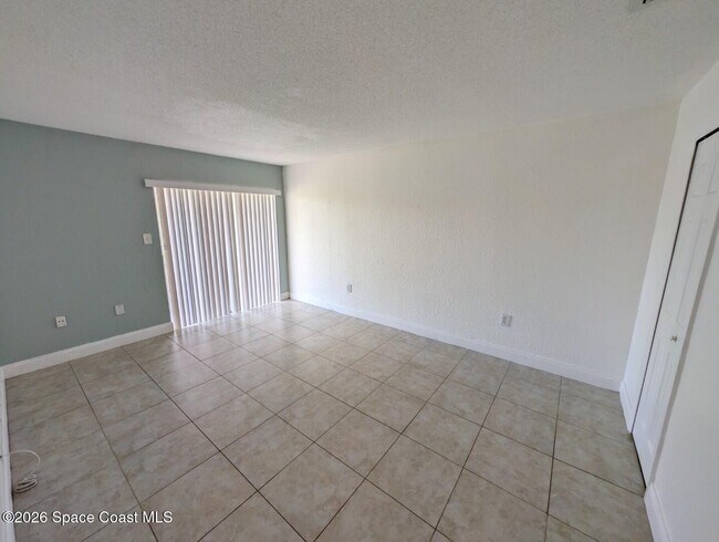 Building Photo - 3645 Barna Ave