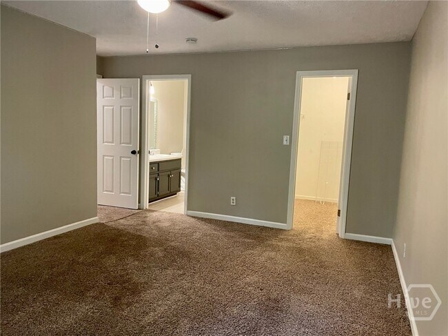 Building Photo - 100 Downing Way