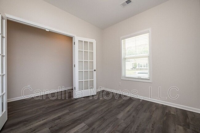 Building Photo - 124 Strongridge Trl