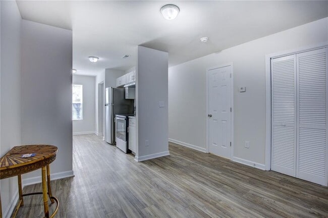 Building Photo - 2340 Beaver Ruin Rd