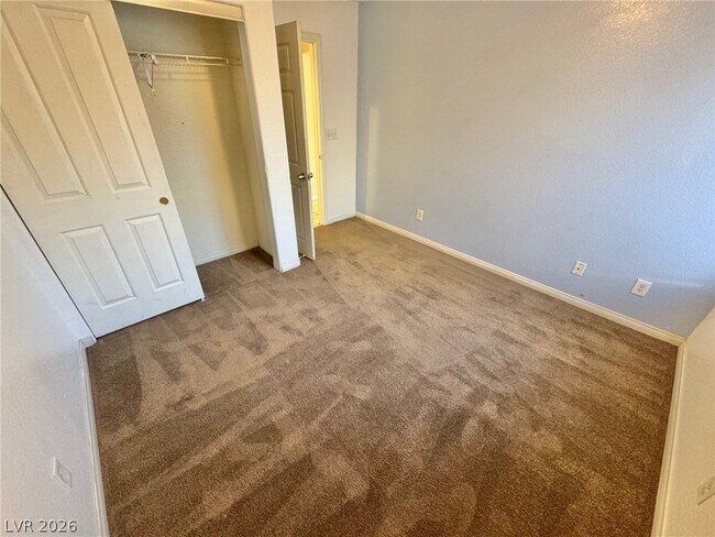 Building Photo - 2514 Quail Canyon Ave