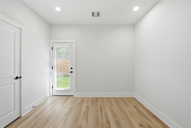 Building Photo - 10929 Ivyridge Rd