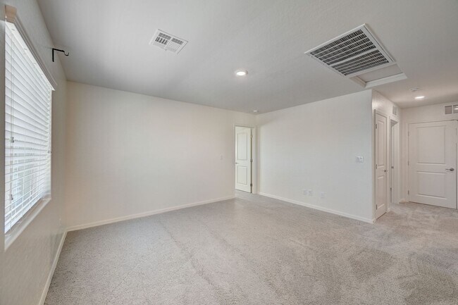 Building Photo - Upgraded 5 bedroom home in Cul-De-Sac!!