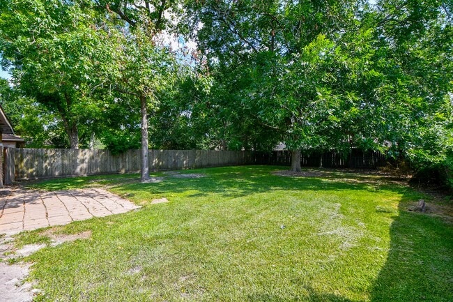 Building Photo - 5709 Arthington Ave