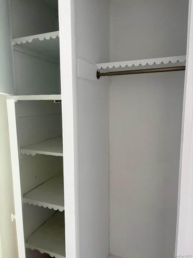 Building Photo - 166 Franklin Blvd